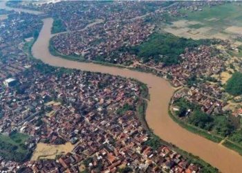 Jawa Barat Kolaborasi Monash University Revitalisasi DAS Citarum