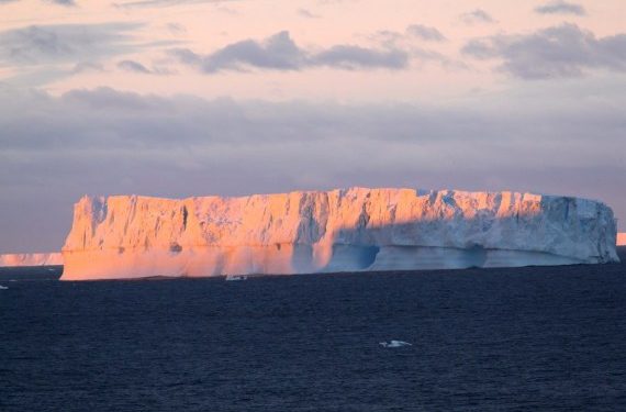 Planet Bumi Terperangkap Suhu Panas Memicu Anarki Iklim di Antartika
