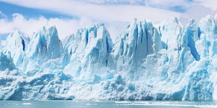 Efek Perubahan Iklim, Gunung Es Terbesar di Dunia Mulai Bergeser