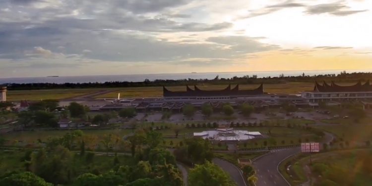 Dampak Erupsi Gunung Marapi, Bandara Internasional Minangkabau Ditutup 7 Jam