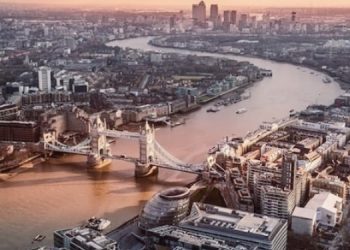 Inggris Berhasil Pangkas Emisi Karbon hingga 52 Persen