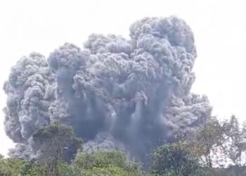 Hujan Abu Marapi, Warga Dihimbau Kurangi Aktivitas Luar Rumah