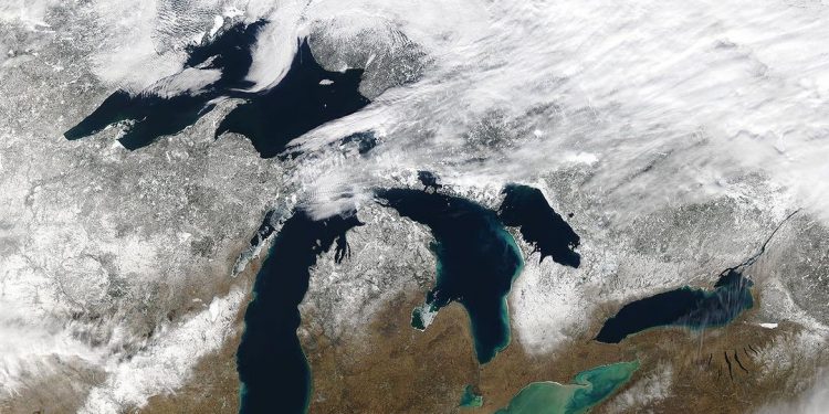Dampak Perubahan Iklim, Lapisan Es di Great Lakes Terus Menyusut