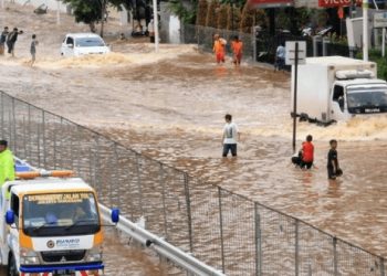 Banjir Merendam 6 Kelurahan di Jakarta