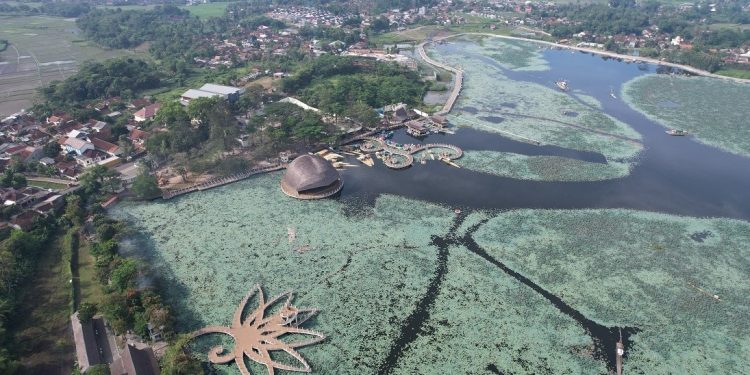 Terbuka Peluang Investasi Pengembangan Wisata Alam Situ Bagendit