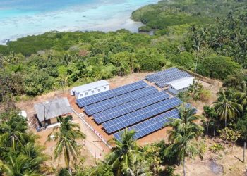 Masyarakat Tiga Pulau di Karimunjawa Kini Nikmati Listrik Bersih