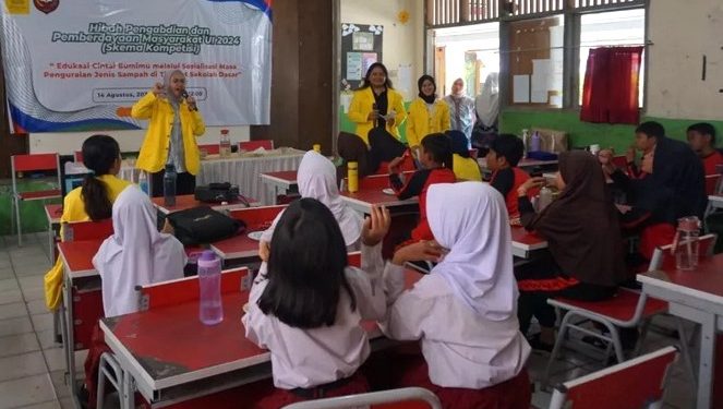 PENDIDIKAN LINGKUNGAN: UI Edukasi Siswa SD Soal Limbah Plastik