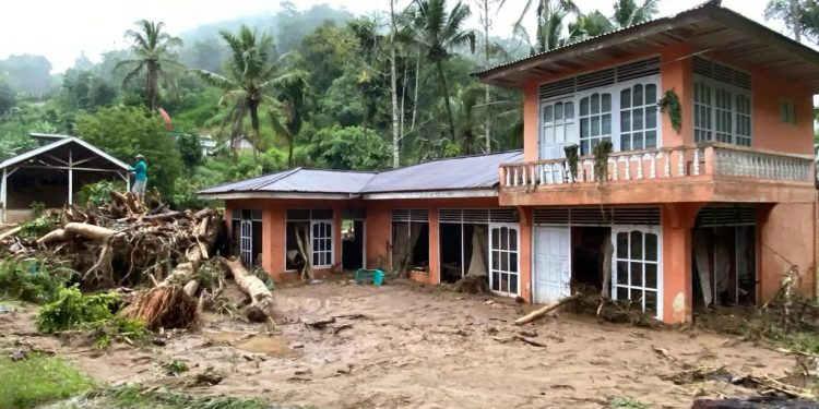Banjir Terjang Tapanuli Selatan dan Limapuluh Kota, 3 Orang Tewas