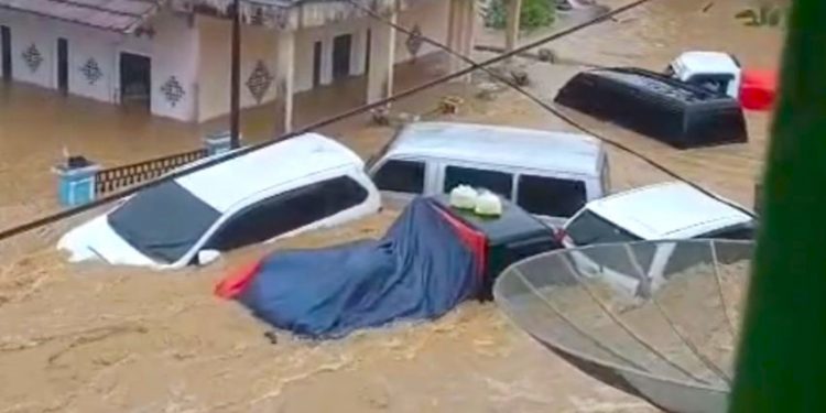 BENCANA IKLIM: Sukabumi Dilanda Banjir, Longsor, dan Pergerakan Tanah