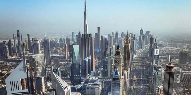 Perusahaan di UEA Wajib Laporkan Emisi Karbon