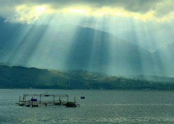 Proyek PLTS Terapung di Danau Singkarak: Dukung Transisi Energi Hijau dan Konservasi