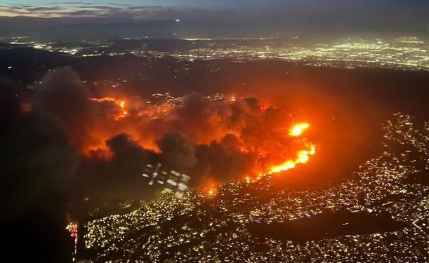 Los Angeles Terpanggang Kobaran Api, 16 Orang Tewas