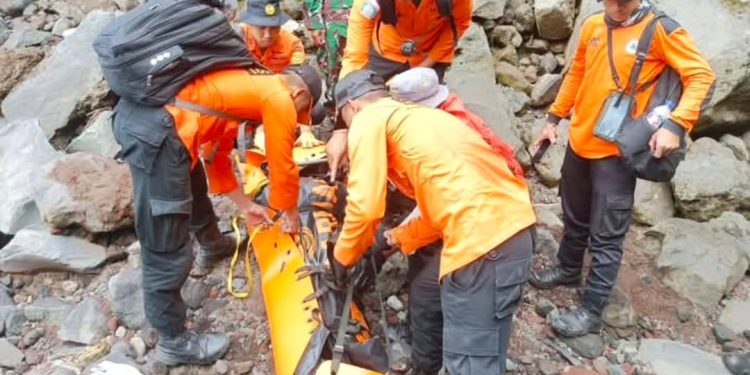 Wisatawan asal Korea Tewas di Gunung Agung Bali