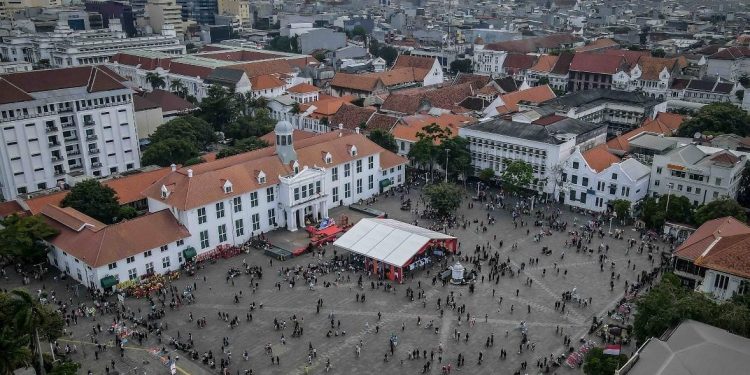 Gerakan Wisata Bersih di Kota Tua Jakarta untuk Pariwisata Berkelanjutan