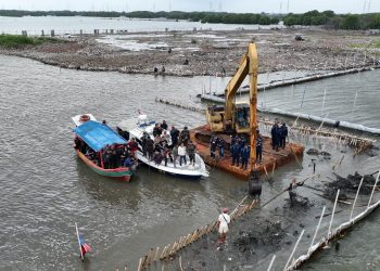 Pagar Laut Ilegal di Bekasi Dibongkar, PT. TRPN Terancam Sanksi
