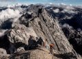 Dua Pendaki Tewas di Puncak Cartenz Pyramid