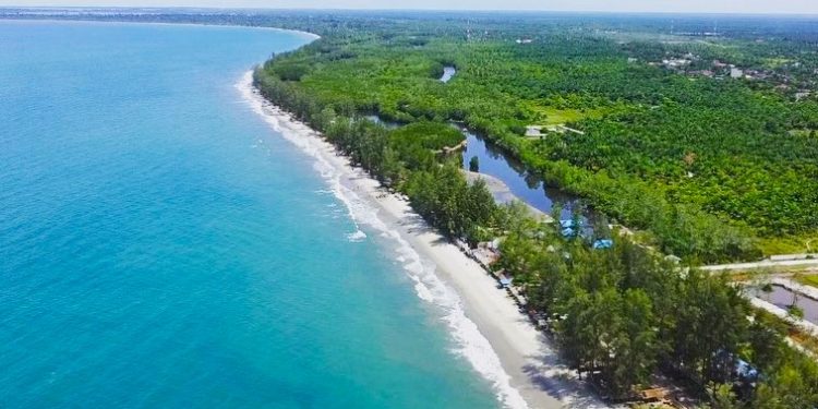 Potensi Tsunami di Pantai Gosong: Ancaman Nyata untuk Tapak PLTN Kalimantan