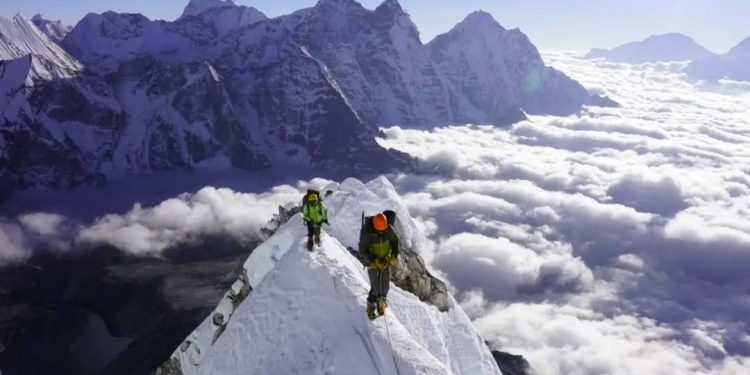 Nepal Perketat Pendakian Everest Mulai Tahun ini, Kenapa?
